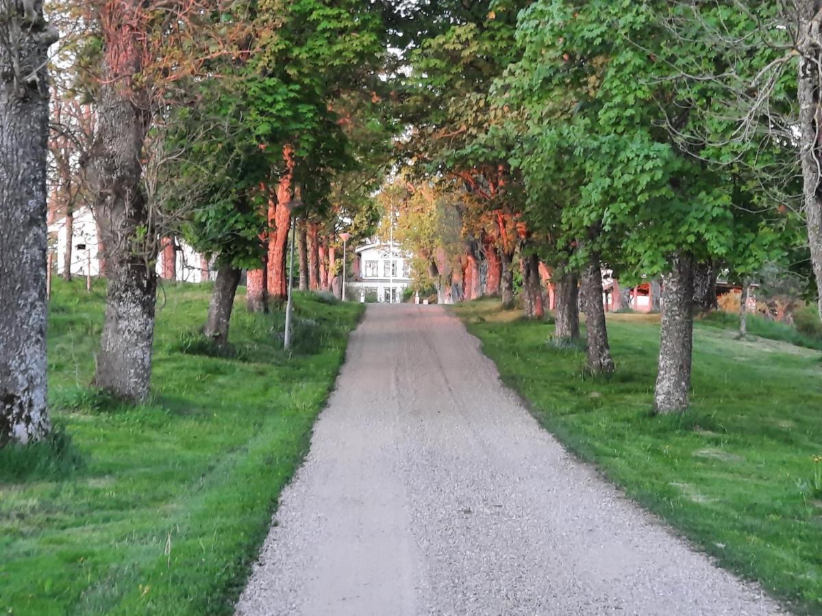 Sjoetorps Saeteris Stugby Villa Larv Exterior foto