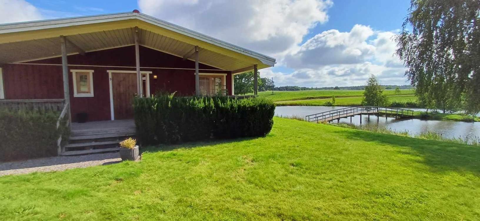 Sjoetorps Saeteris Stugby Villa Larv Exterior foto